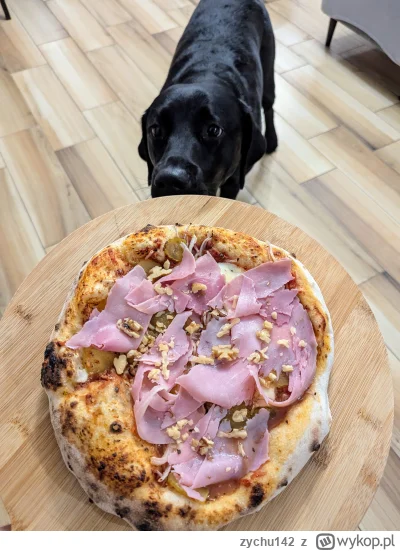 zychu142 - @JustMightBe: Tak, kiszony dla podbicia kwasowości (San Marino z puszki są...