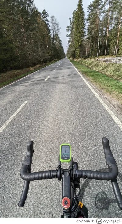 qbicone - 86 082 + 107 = 86 189

Potężna
Wichura
Łamiąc duże drzewa
Trzciną zaledw...