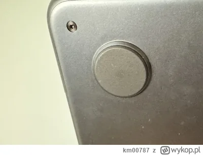 km00787 - Pierdoła, ale trochę irytująca: Ostatnio zauważyłem że w moim MacBook Air 1...