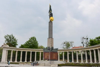 DJParur - @TS: za to pomnik kacapów ma się dobrze XD a pomnik Sobieskiego na Kahlenbe...