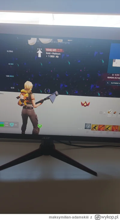 maksymilian-adamskiii - Gram w fortnajta!!(╥﹏╥)