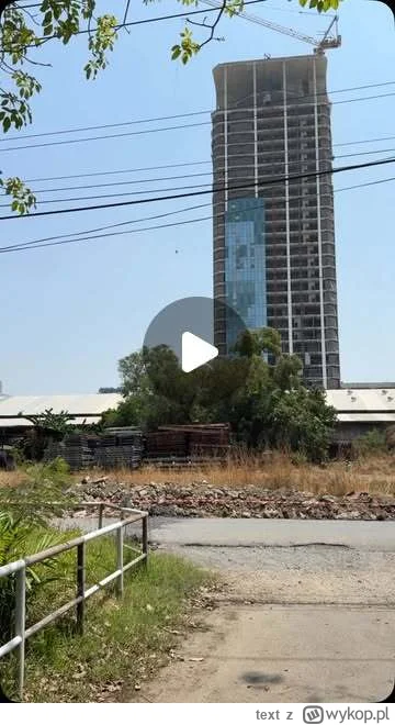 text - Wieżowiec nigdy nie runie sam w sposób przypominający celowe wyburzenie ( ͡°( ...