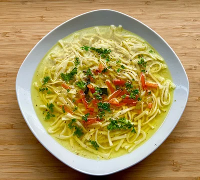 Ledeburyt_ - Rosół w piątek, przecież nikt tego nie sprawdza. ( ͡º ͜ʖ͡º)

#gotujzwyko...