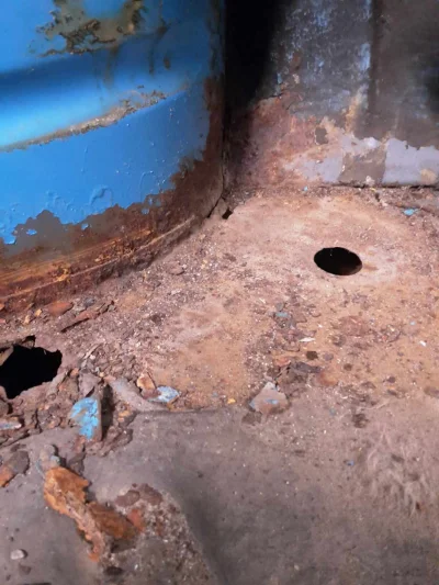 Lardor - Blacharz się wziął za pracę i nowe niespodzianki, generalnie lewy próg i pod...