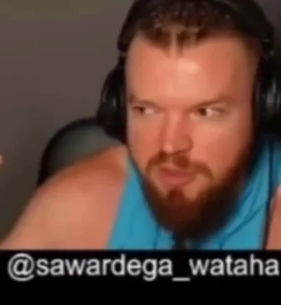 JDMarik - #famemma HAHAAHAHAHA SYLWEK ZMIENIŁ KOSZULKĘ. Ciekawe czy chociaż się umył....