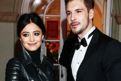 grand_khavatari - powiedzcie mi czy to zdjęcie ma vibe powrotu z sylwestra w 2004 z I...