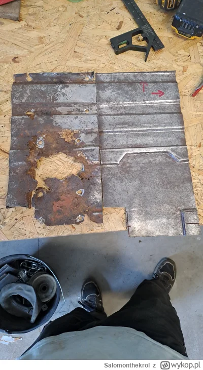 Salomonthekrol - @Wo0cash: kiedyś  robiłem podłogę w w638
Nawet fajna robota, ale sie...