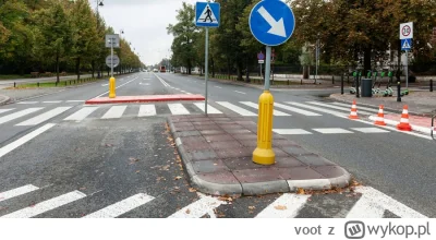 voot - @Reezu: no właśnie, a tam zebra nie jest przerwana, dlatego jest to jedno całe...