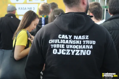 Polska5Ever - Czy śpiewanie Polskie Wilno i jazda z k*****i to ten słynny chuligański...