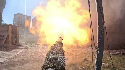 Mikuuuus - >Na południe od Pokrowska, sierpień 2025 r. Załoga „Leoparda” z 155. Bryga...