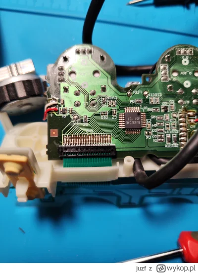 juzf - #ps2 #ps2slim #elektronika 
Drogie Mireczki, mam pada do ps2 dualshock, po roz...