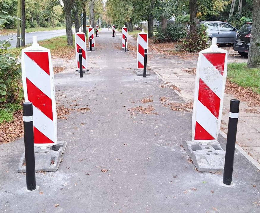 89adr89 - Nowa ścieżka rowerowa z atrakcjami xd
#lodz