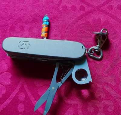 darino - Nowy dobytek do moich Scyzoryków.
Minitool do wkręcenia w korkociąg, krzesiw...