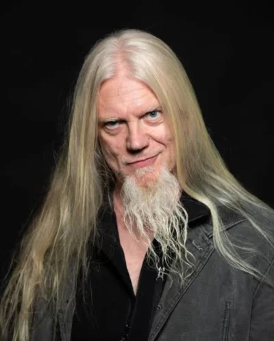 wujek-arek - @elo_ myślałem, że to ten gość z Nightwish...