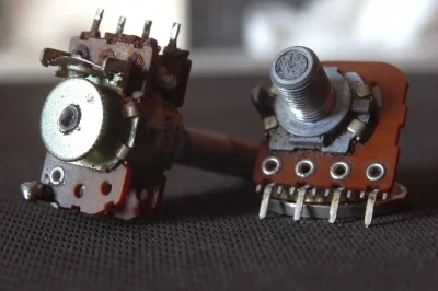 teh_m - Rozkręciłem złomka z tego wpisu, przeczyściłem większość elementów z rdzy (pr...