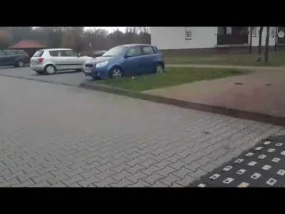 widzialapan - #arielstarosta 
Widzę dwa kominy.