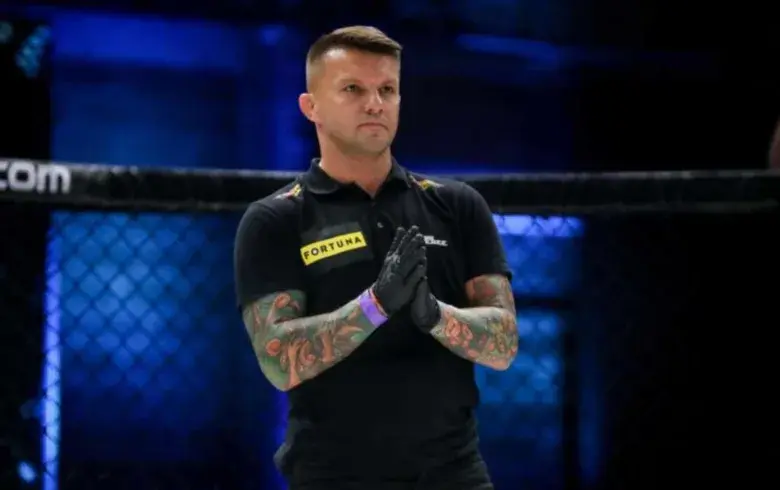 okoboji - 1 PLUS = 1 MELA NA JAROSZA I FAME MMA 

#famemma