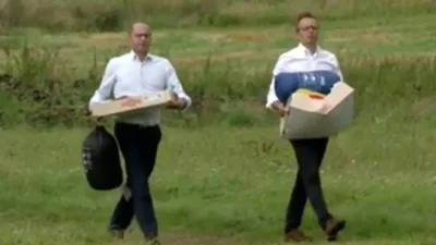 gwda - 10 milionów ludzi zagłosowało na typa którego koledzy nosili pizzę wrogom podc...