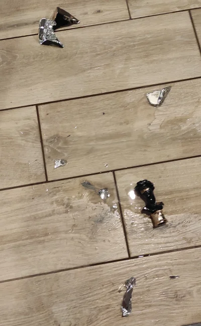 KjatanSveisson - #perfumy 

Rzym upadł.