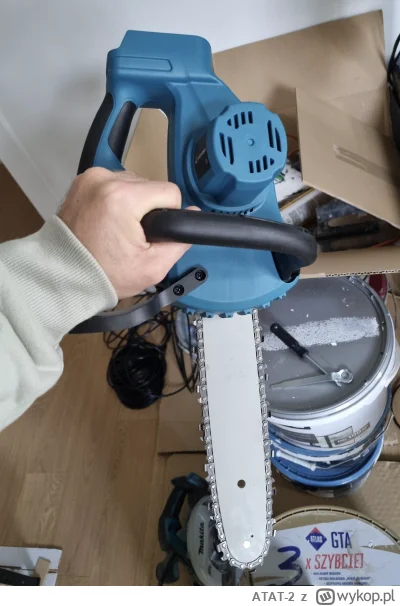 ATAT-2 - Potrzebowałem czegoś do obcięcia cienkich patyków i bzów na działce, zbierał...