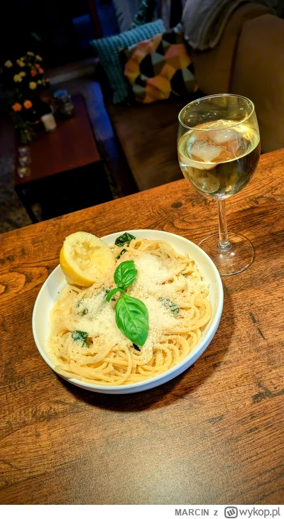 MARClN - #kolacja do oceny ( ͡° ͜ʖ ͡° )つ──☆*:・ﾟ

Spaghetti al Limone poleca się na pó...