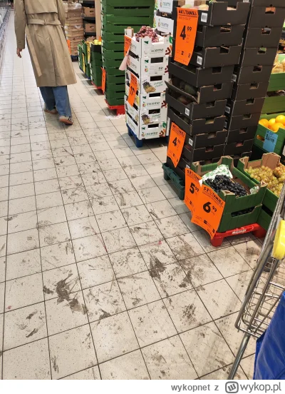 wykopnet - Schludnie zasrane 
#biedronka #zakupy #warszawa