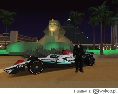 Huntley - Lewis Hamilton nagrywający spot reklamowy dla sponsora w Vegas ( ͡° ͜ʖ ͡°)
...