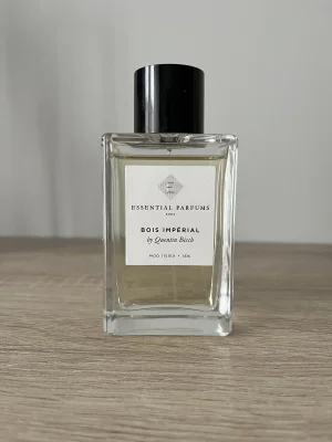 Pablito007 - Witam, sprzedam flakon z ubytkiem essential parfums bois imperial 90/100...