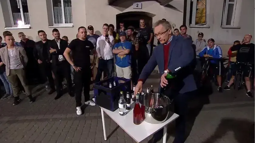 Sinti - a pamiętacie jak sławny polski dziennikarz Ryszard Cebula osobiście przyjecha...