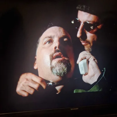 Dequstator - #przegryw jeden z najbardziej ulubionych filmów dla chuopa leci w telewi...