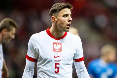 DzonySiara - A czacie, że dziś jak nasz nowy super kapitan nie wyjdzie bo albo doznał...