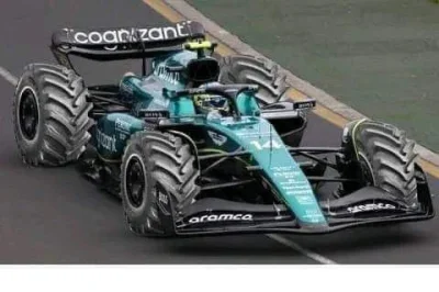 miedzynamiklockarzami - #f1 specjalne opony dla strolla