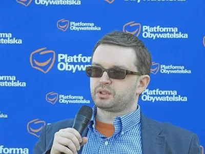 WojownikPrawdy - #napierala Teraz wersja doktora jest taka: albo będzie rządzić PO al...