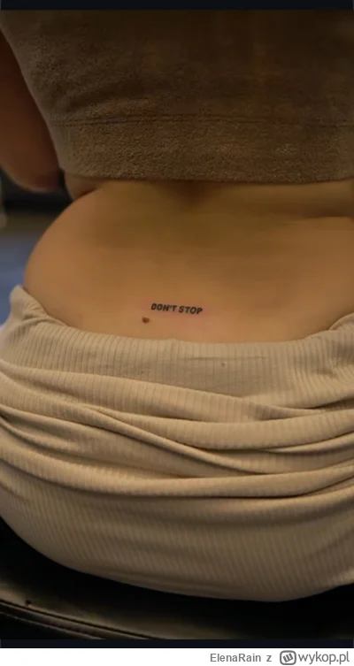 ElenaRain - Taki tam tatuaż nad dupką ( ͡° ͜ʖ ͡°) zaraz będzie dyskusja, że typowa #p...