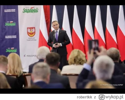 robertkk - Premier: wrócił żeby pogodzić Polskę i odprać ludziom mózgi
Prezydent RP: ...