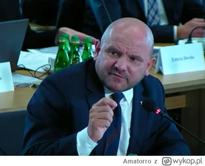 Amatorro - Toudi dzisiaj ewidentnie bez śniadania. Najpierw naleśniki, teraz sok z bu...