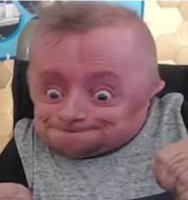 bosek - Jestem ze wsi rozumiesz to? ROZUMIESZ TO K---O #debata