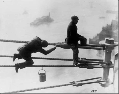 smooker - #fotografia #starezdjecia #swiat #usa 

Workers on the Brooklyn Bridge, 192...
