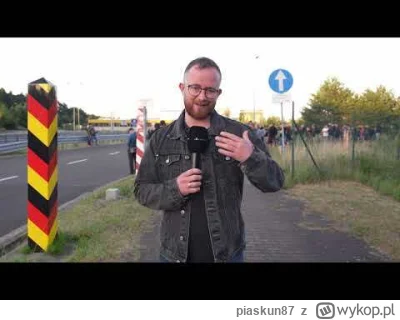 piaskun87 - > Łykajcie dalej wszystko jak pelikany... 

@Filip3k91: siema pelikan, co...