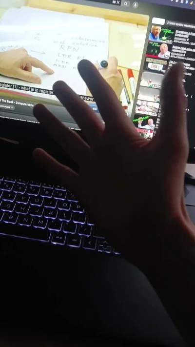 Pieckaflowyrozowy - #przegryw 
Czy ja mam duże dłonie ?