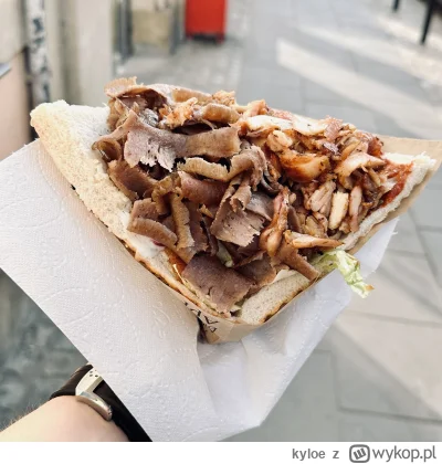 kyloe - Sultan na Jedności Narodowej nigdy nie był wyrafinowanym miejscem, ale pamięt...