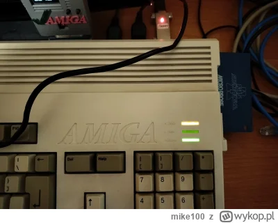 mike100 - >W tym całym bałaganie zobaczyłem coś, co dziś można już spotkać wyłącznie ...