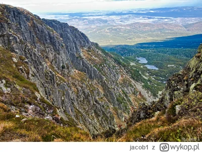 jacob1 - #fotografia #góry #sudety #natura 
Śnieżne Kotły, niesety niebo było nie zac...