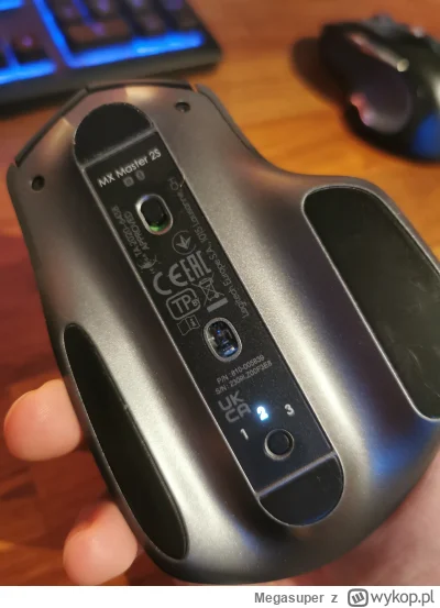 Megasuper - Mireczki kupiłem sobie taką myszkę #logitech która może eobslugiwac 3 kom...