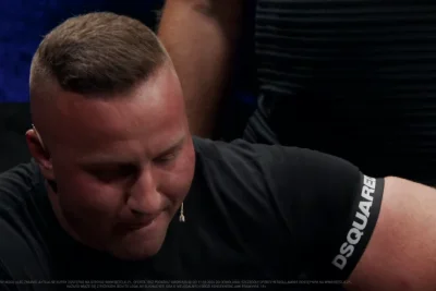 ZbyszekRakieta - Fajna koszulka ale weź rozmiar większą ( ͡° ͜ʖ ͡°)
#famemma