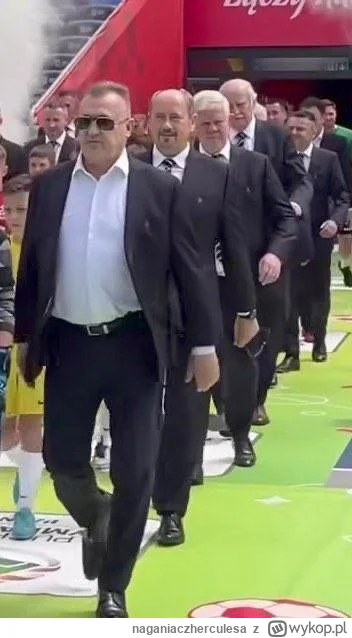 naganiaczherculesa - Serio ludzie bronią tych leśnych dziadów? Xd 

#mecz #reprezenta...