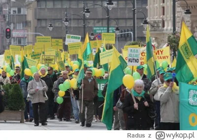 Radus - @analboss: Samorządu boją się tego dotykać. 
W Łodzi kilka lat temu jeden z R...