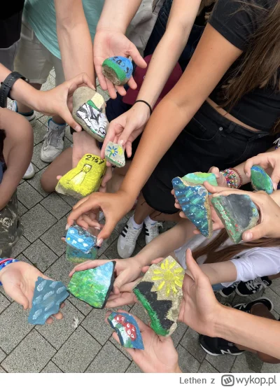 Lethen - Moje siostrzenice były na koloniach, przedział 10-15 lat, jeśli dobrze pamię...