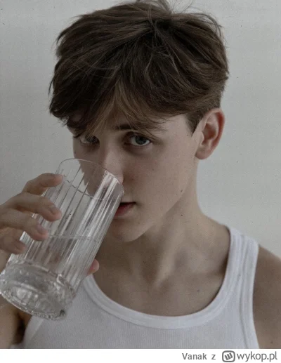 Vanak - #teczowepaski