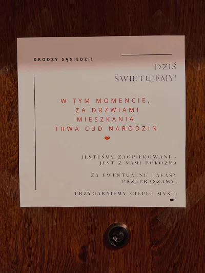 jmuhha - Co byście zrobili jakbyście usłyszeli hałas i to na  na drzwiach u sąsiada?